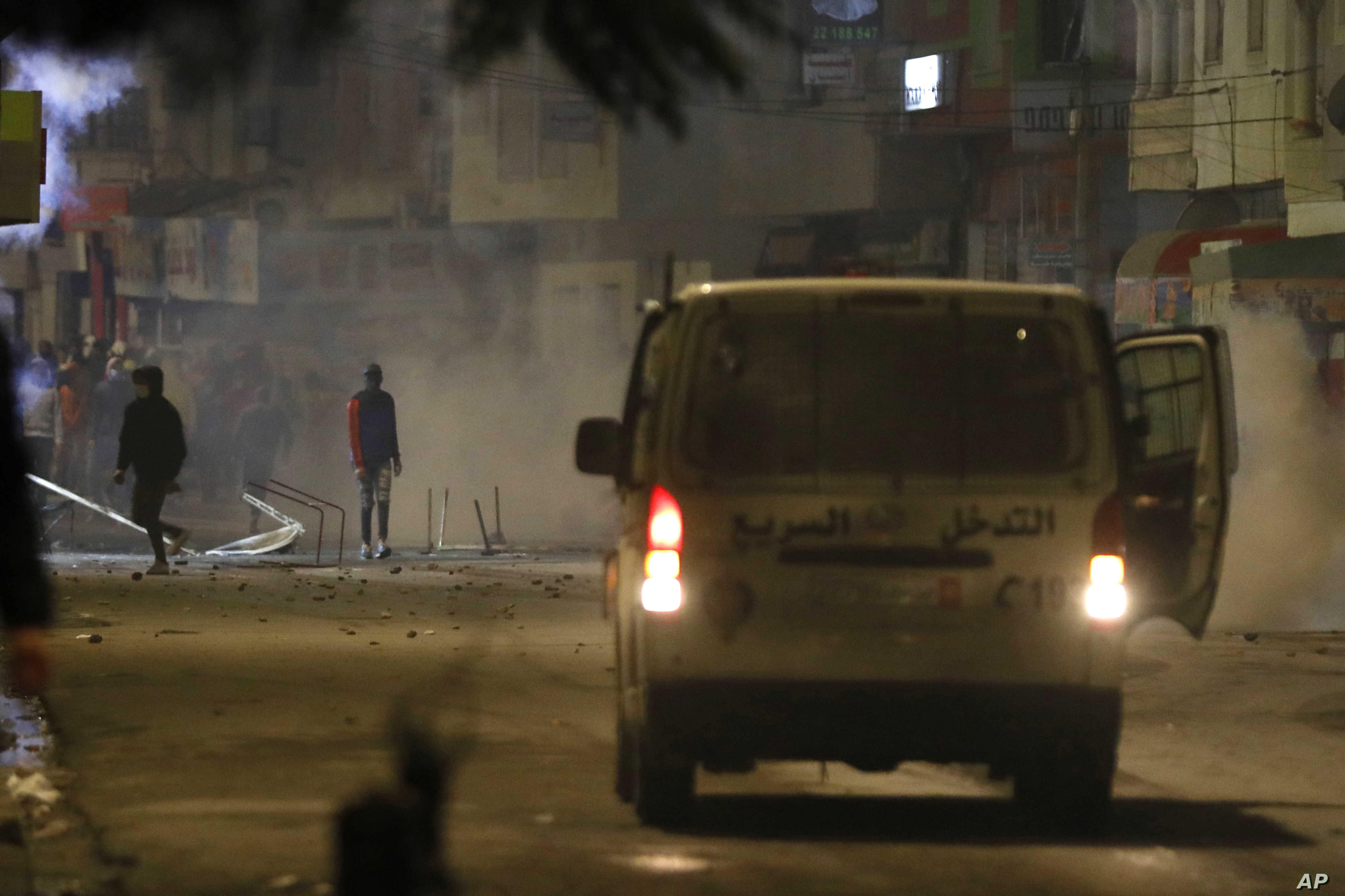 بعد سنة على أحداث عقارب .. ملف النفايات يراوح مكانه.. والغضب يتجدد